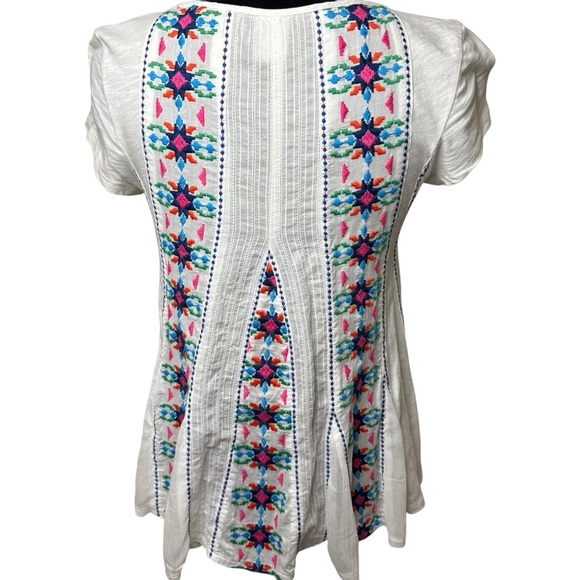 Akemi + Kin | Anthropologie | Noyo Embroidered White Blouse | 100% Cotton - Picture 4 of 8